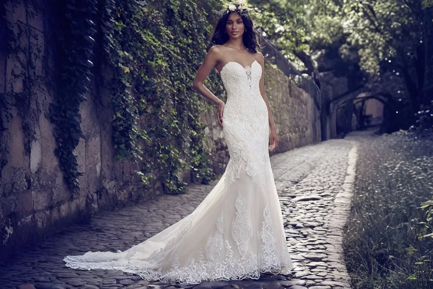 Fall in Love with Your Perfect Autumn Wedding Image