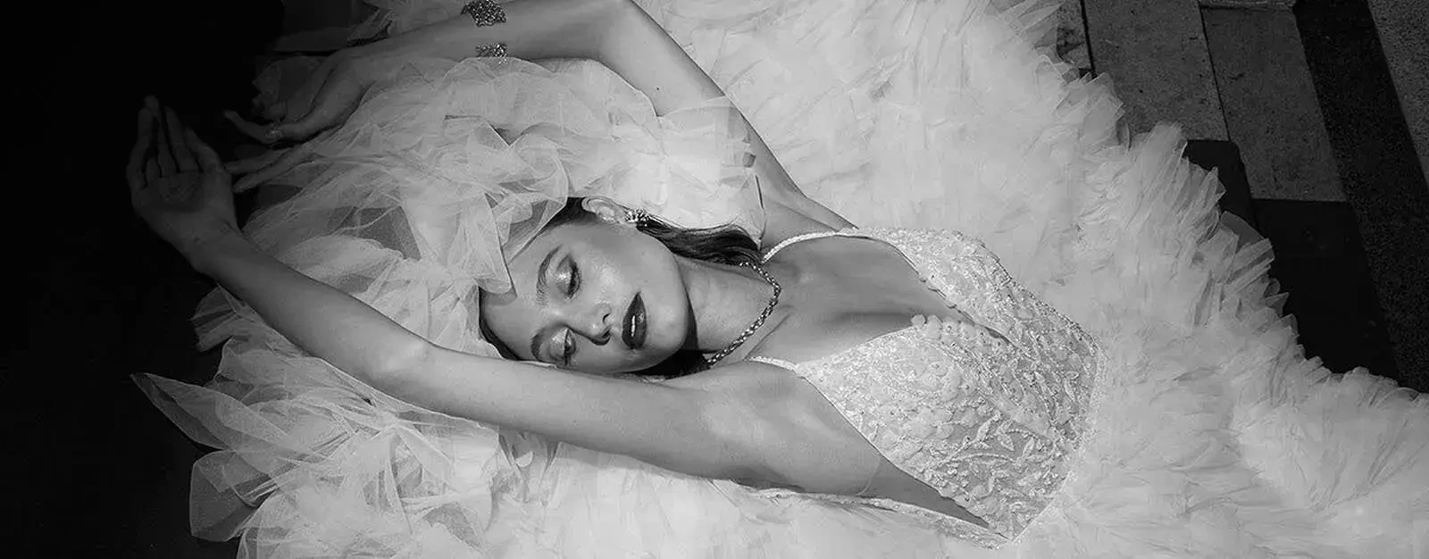 Hero Image Bridal Gown